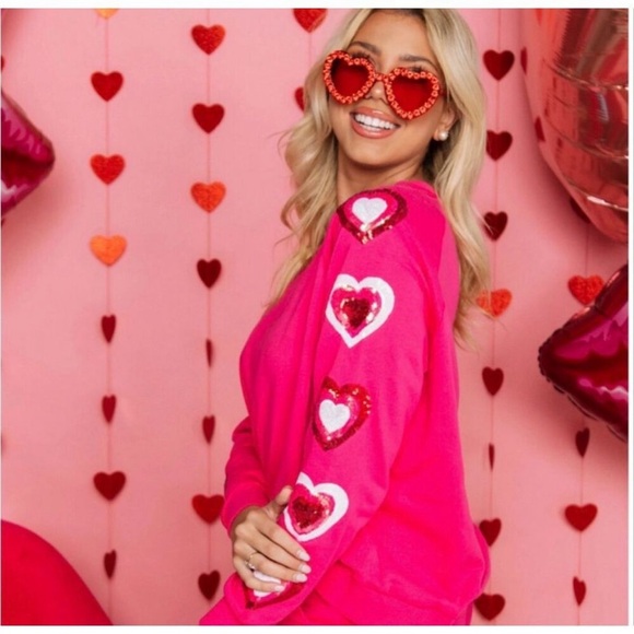 Queen of Sparkles Heart on Your Sleeve sequin hot pink Valentine’s Sweatshirt XL - Picture 2 of 15